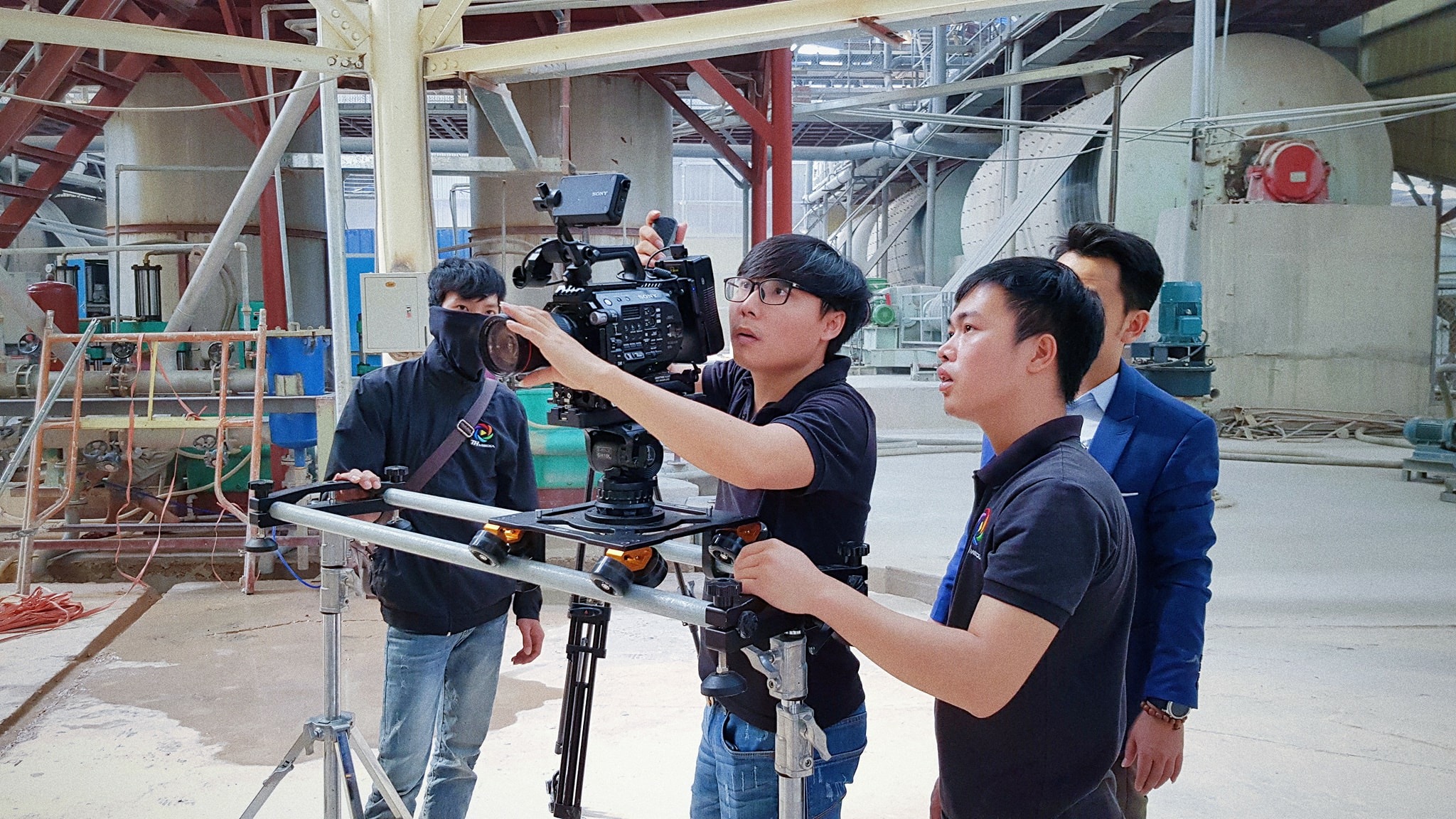 Dịch vụ làm video quảng cáo chuyên nghiệp cho doanh nghiệp Dịch vụ làm video quảng cáo TVC