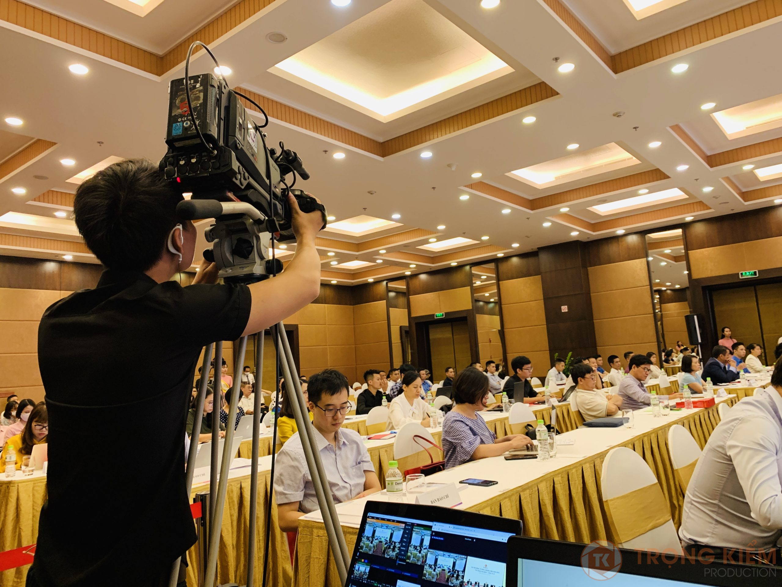 Dịch vụ quay phim sự kiện chuyên nghiệp tại Thái Nguyên Dịch vụ quay phim sự kiện chuyên nghiệp tại Thái Nguyên
