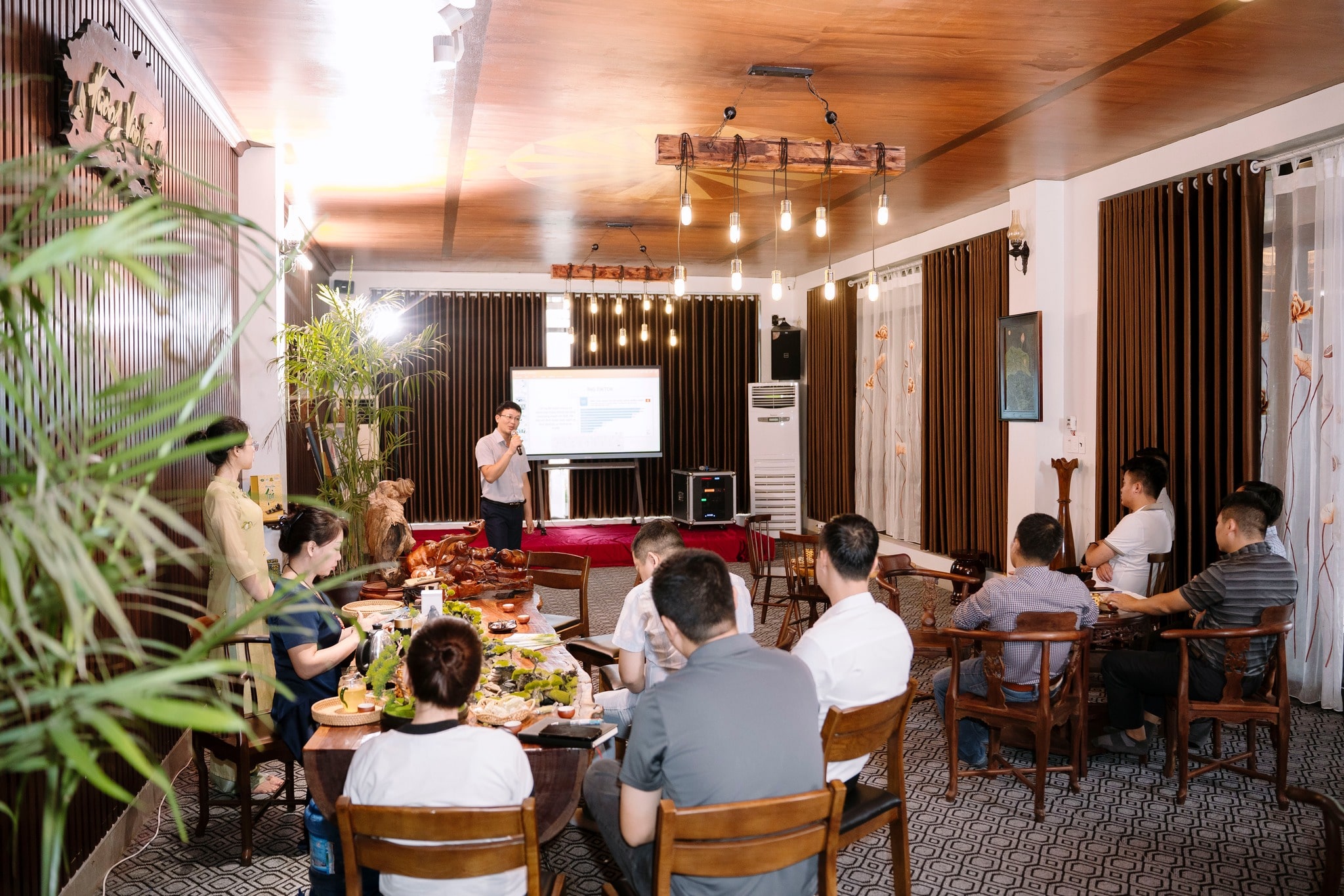 Workshop FoDigi 2025: Chìa Khóa Xây Dựng Thương Hiệu & Bùng Nổ Doanh Số 2 Workshop FoDigi 2025: Chìa Khóa Xây Dựng Thương Hiệu & Bùng Nổ Doanh Số